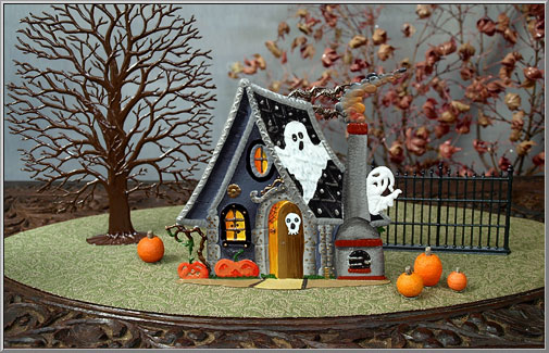 Schweizer Pewter Halloween Haunted House scene with tree and fence
