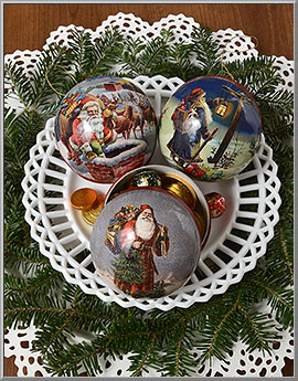 Victorian Santa Claus Gift Box Ornaments Germany