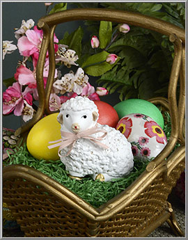 Traditional Easter Lamb 'Baranek Wielkanocny' Figurine from Poland