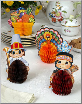 Thanksgiving Playmates centerpiece mini decorations